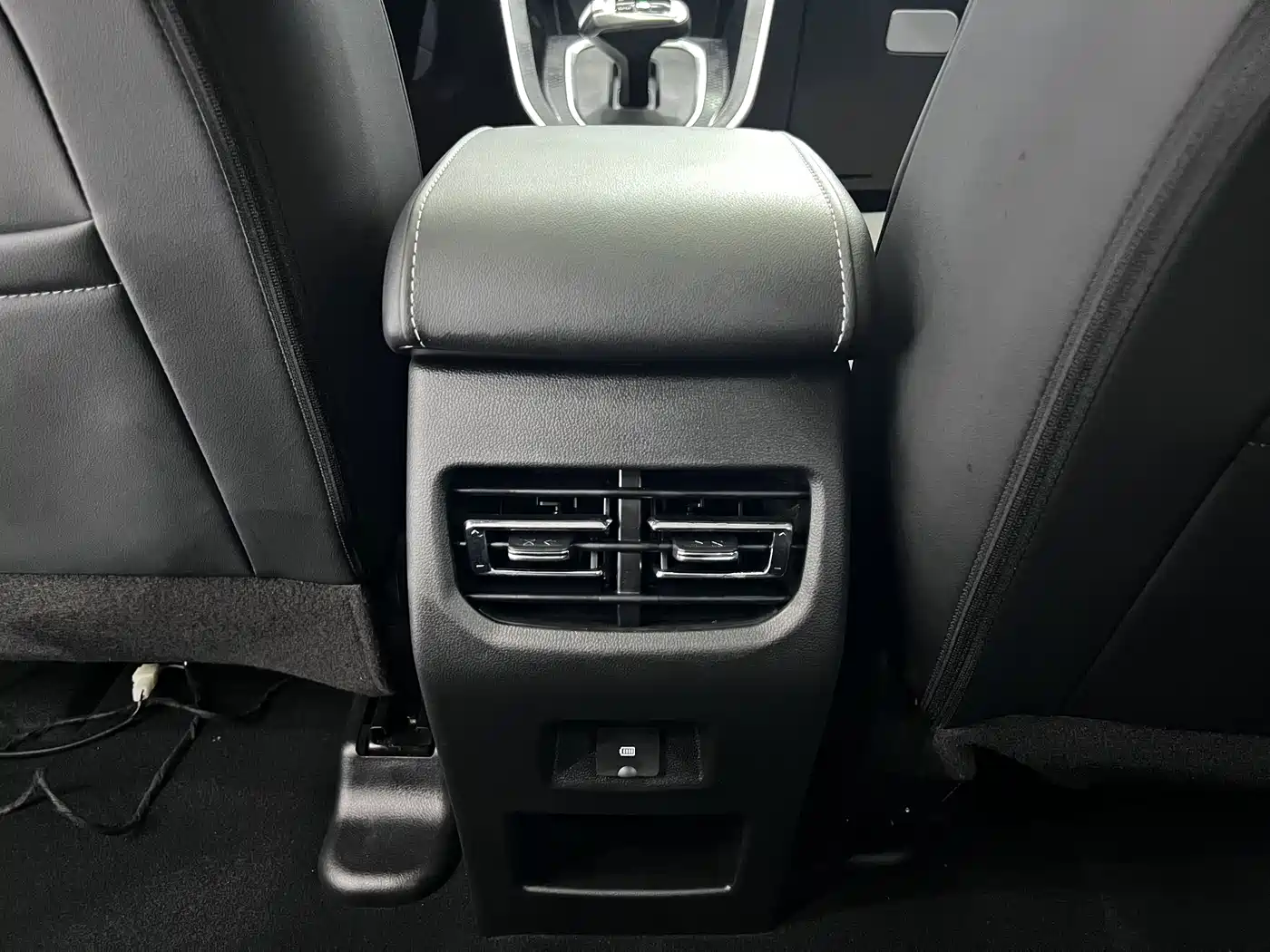 Haval M6 2023 2021 PLUS 1.5T DCT Luxury Smart Connect