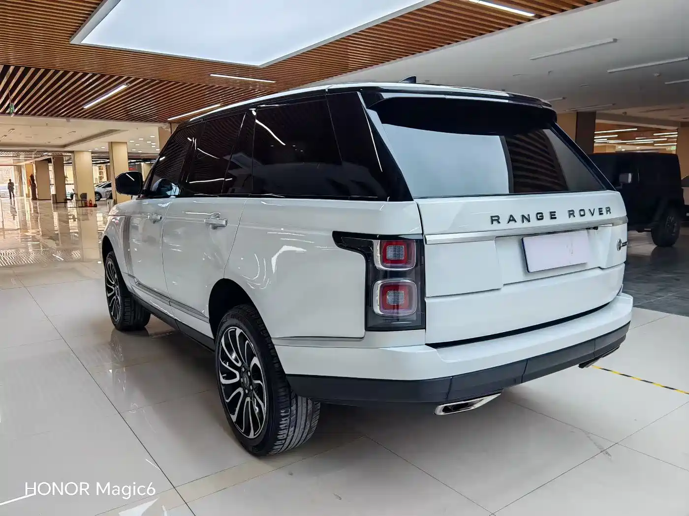 Land Rover Range Rover 2017 3.0 SC V6 Vogue фото 9