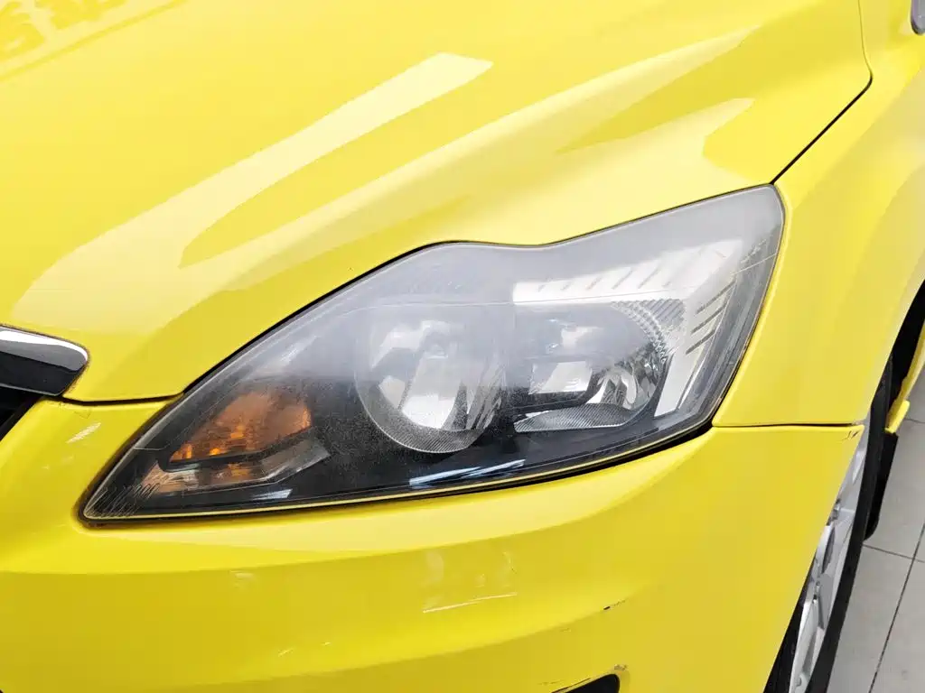 Фото 7 - Ford Focus