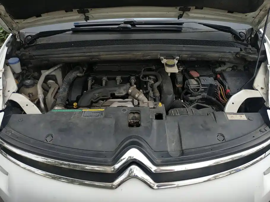 صورة 10 - Citroën C4 Picasso