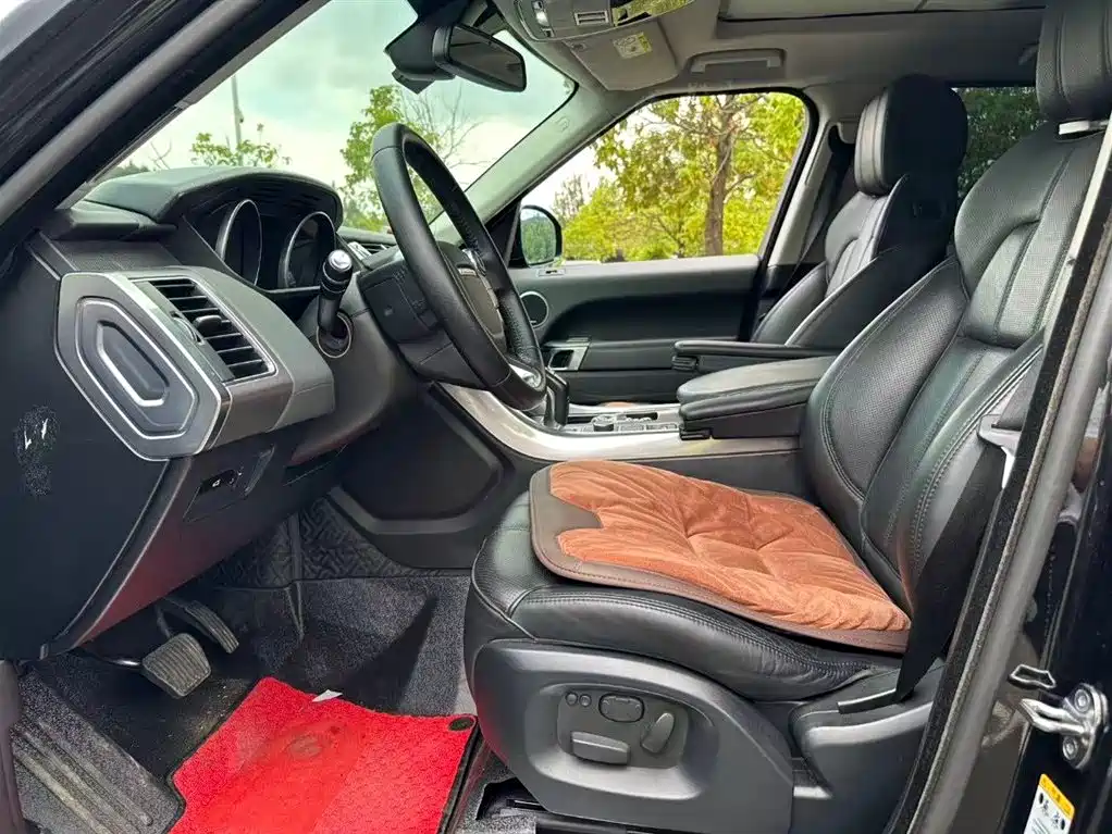 Land Rover Range Rover Sport 2014 3.0 SC V6 HSE фото 4