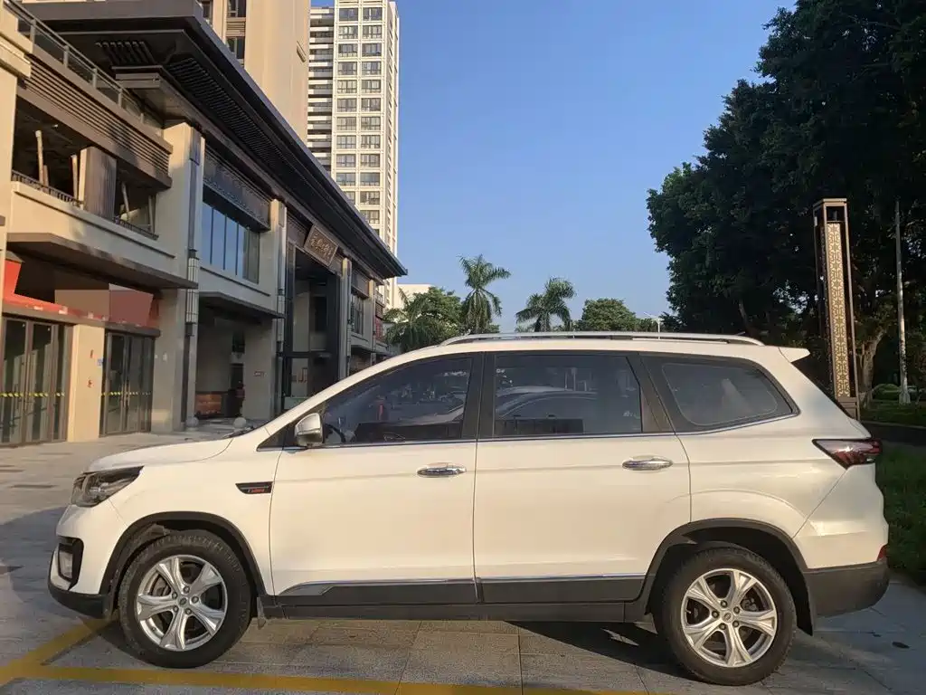 Bisu Auto Bisu T5 2017 2017 1.5T Manual Comfort