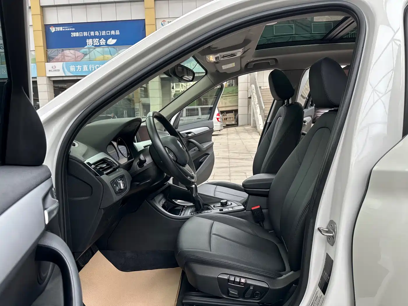 BMW X1 2018 sDrive18Li Fashion Model фото 13