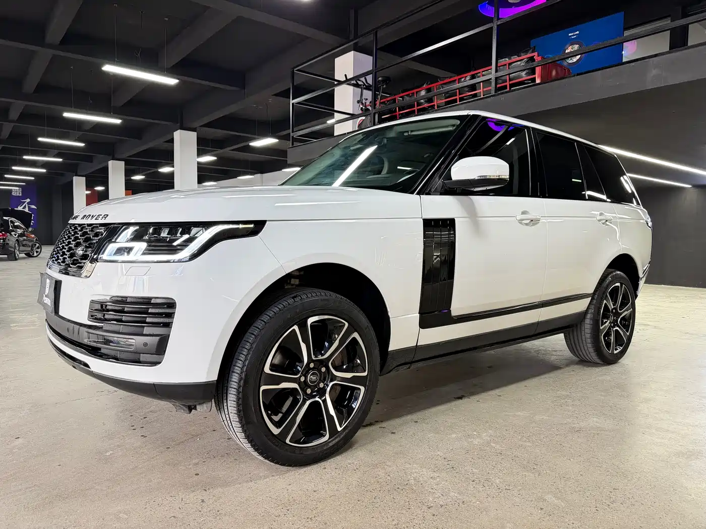Land Rover Range Rover 2013 NA 5.0 V8 Vogue