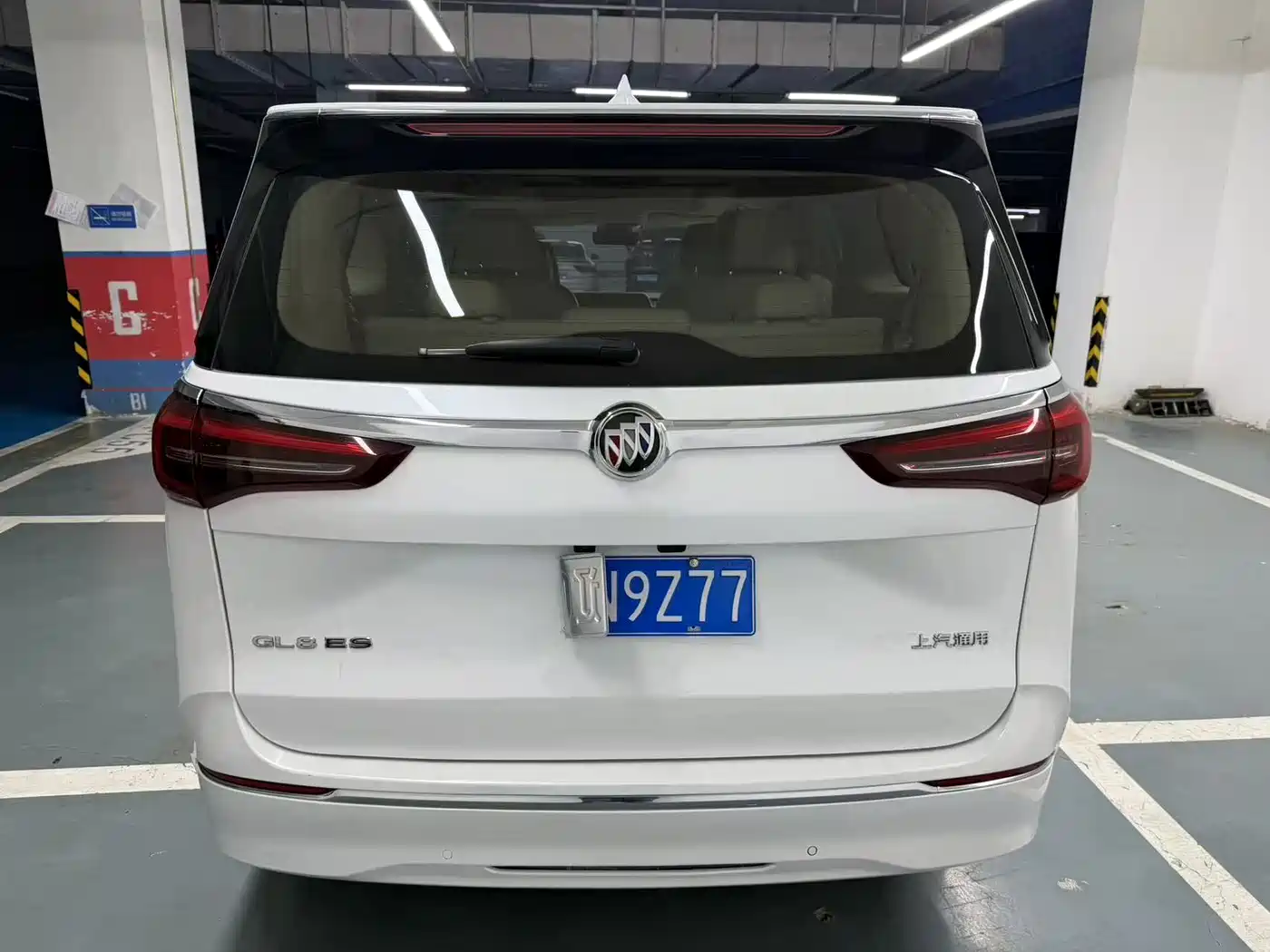 Buick GL8 2023 ES Landmaster Luxury фото 8