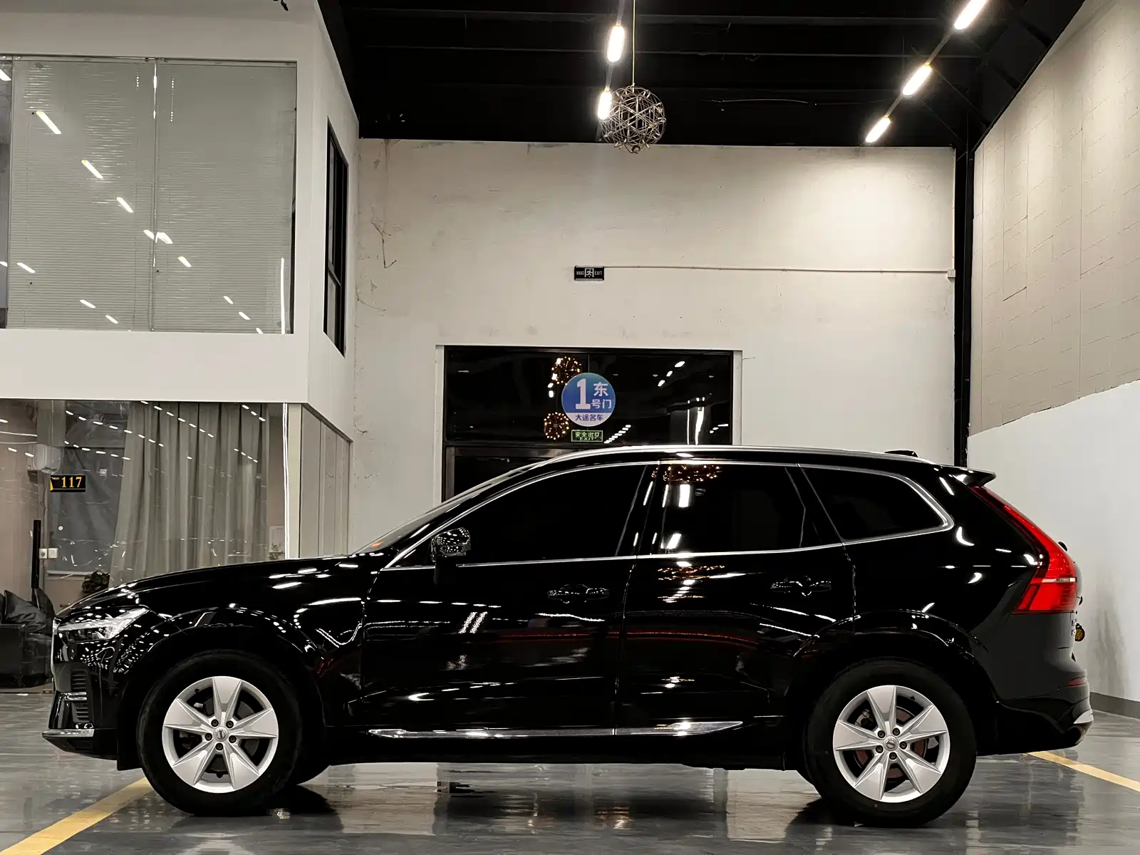 Фото 20 - Volvo XC60