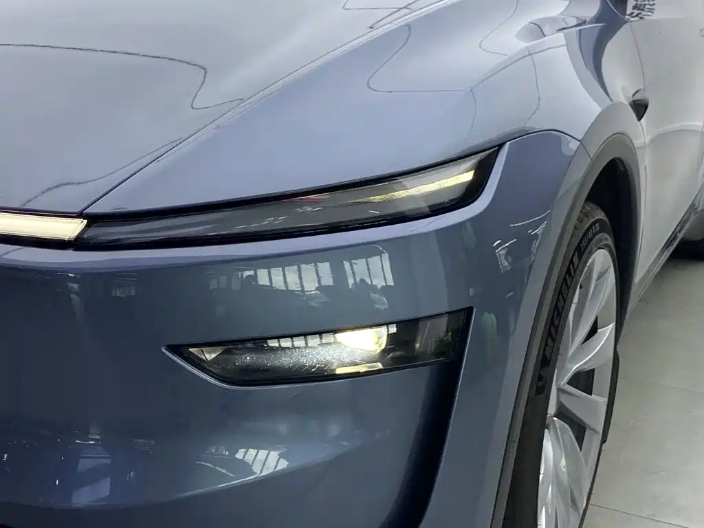 Tesla Model Y 2026 2026 Rear-Wheel Drive