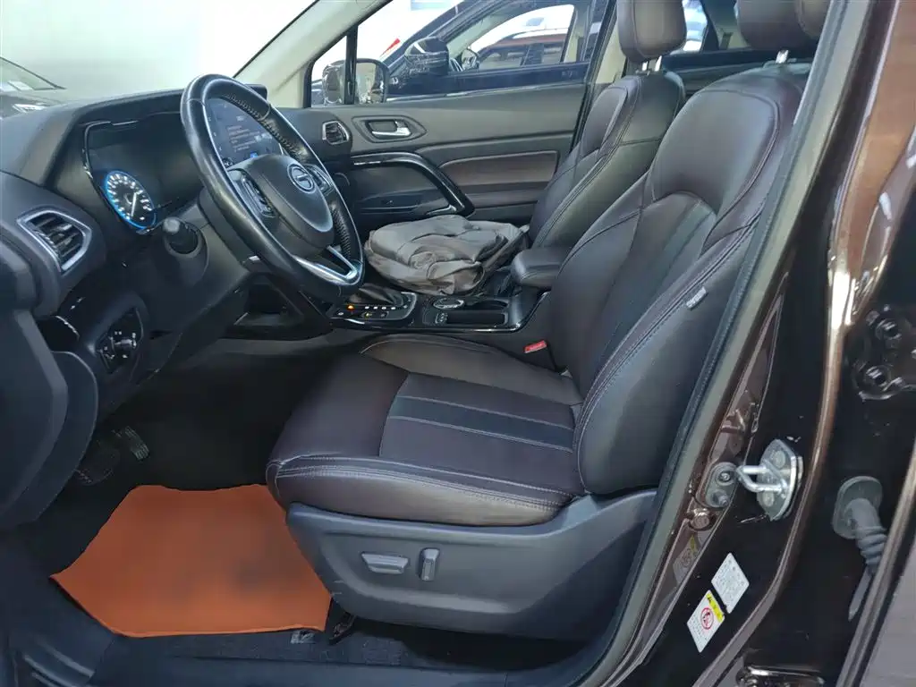 GAC Trumpchi Trumpchi GS4 2018 235T Automatic 2WD Luxury Smart Connect фото 15