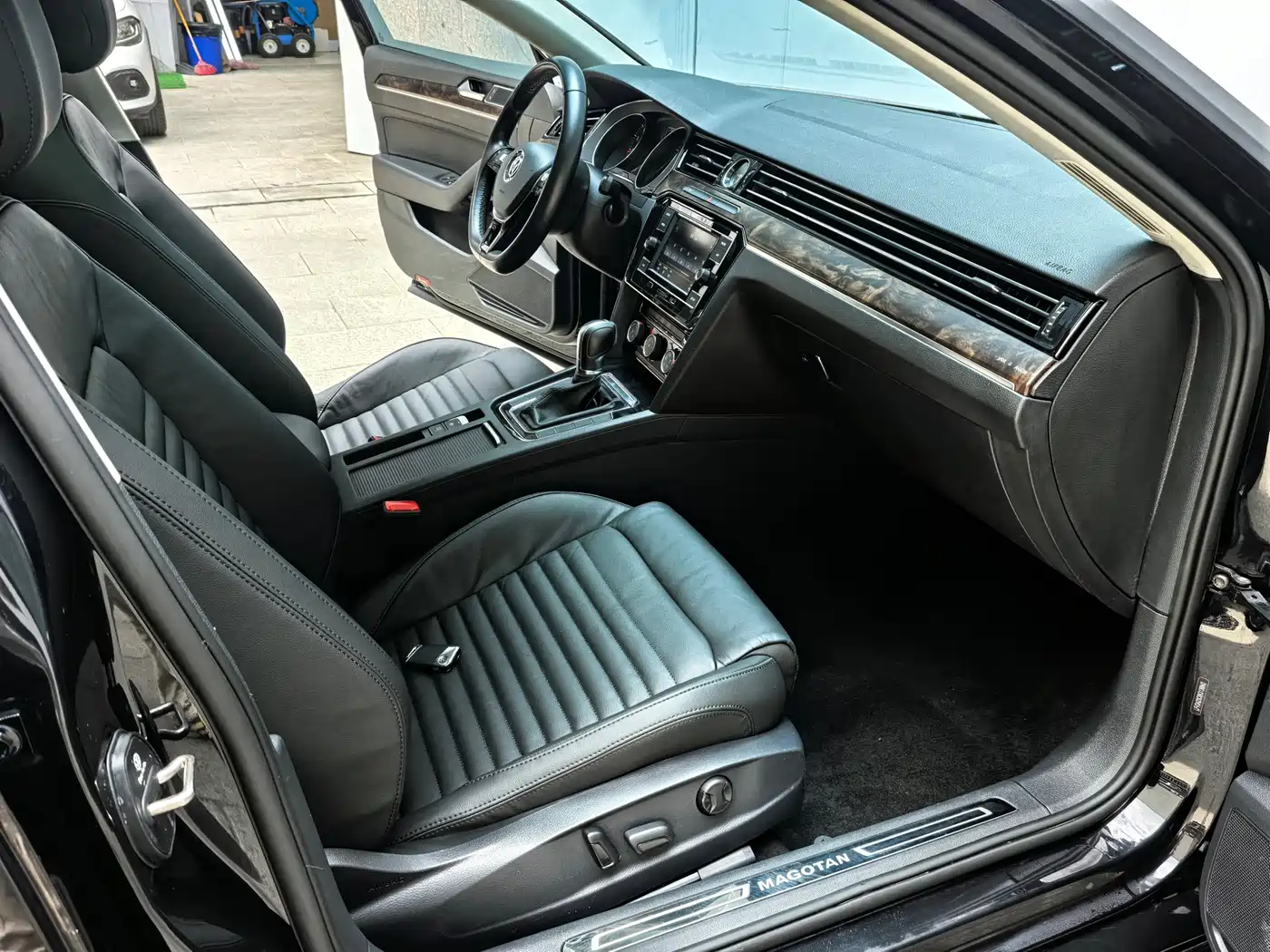 Volkswagen Magotan 2019 330TSI DSG Leading China VI фото 13