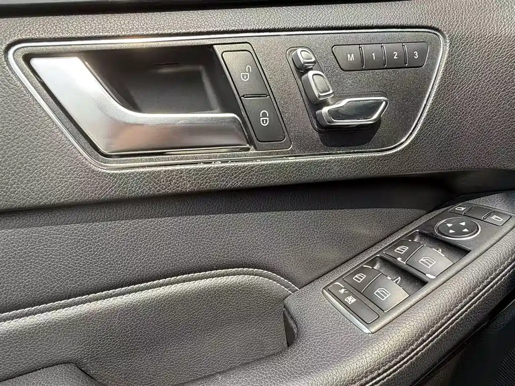 Mercedes-Benz E-Class 2014 Facelift E 260 L Sport фото 15