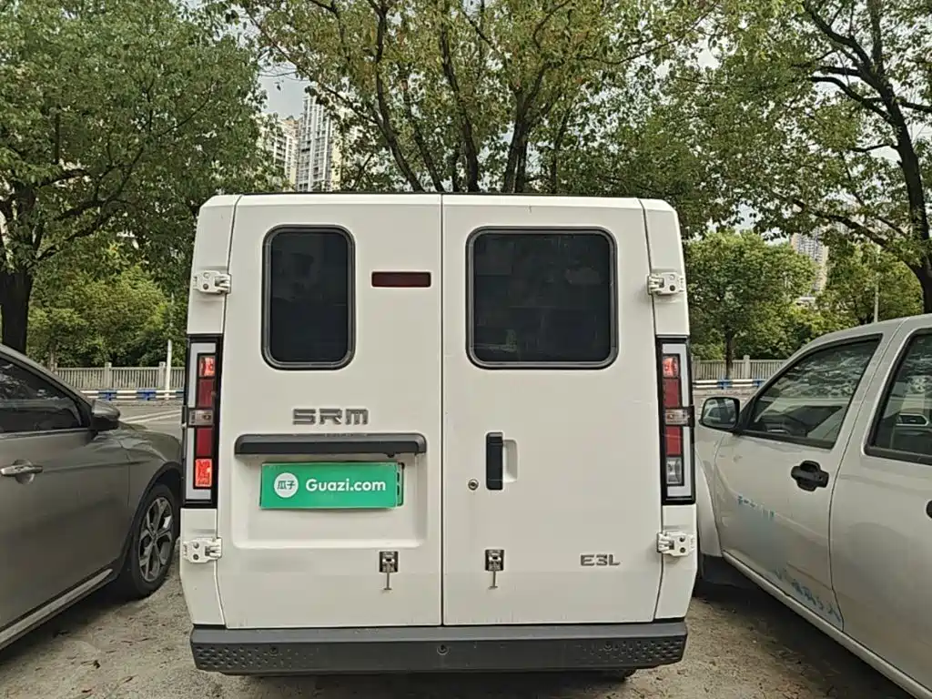 SRM Xinyuan Xinyuan E3L 2024 2024 Standard 6-Seater Bus