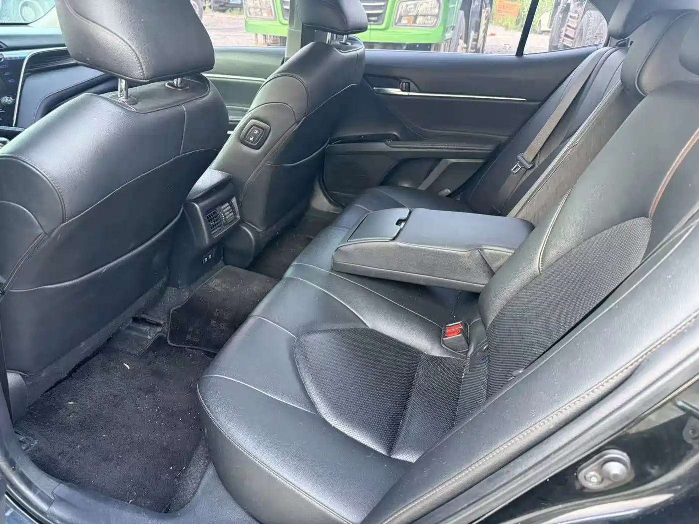 Фото 6 - Toyota Camry
