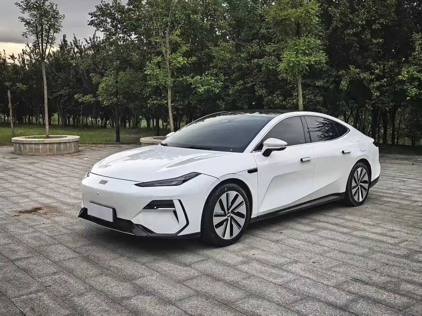 Geely Galaxy Galaxy E8 2024 2024 550km RWD MAX