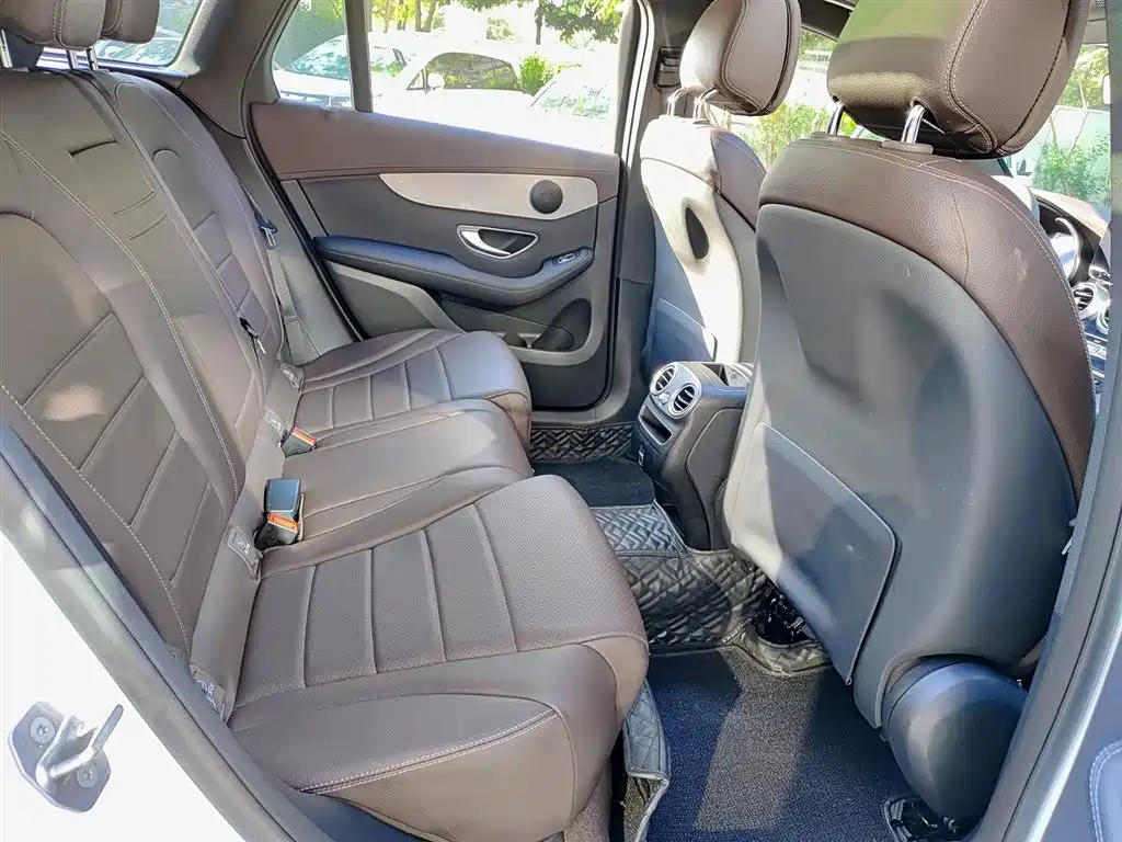 Mercedes-Benz GLC 2022 Facelift III GLC 260 L 4MATIC Dynamic фото 11