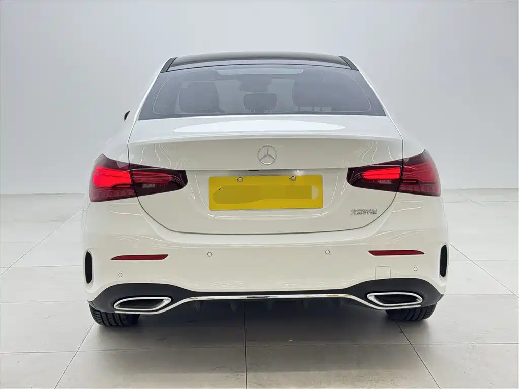 Mercedes-Benz A-Class 2023 A 200 L Fashion фото 25