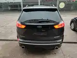 Фото 4 - Ford Edge