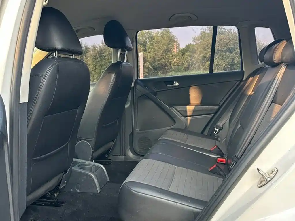 Фото 7 - Volkswagen Tiguan