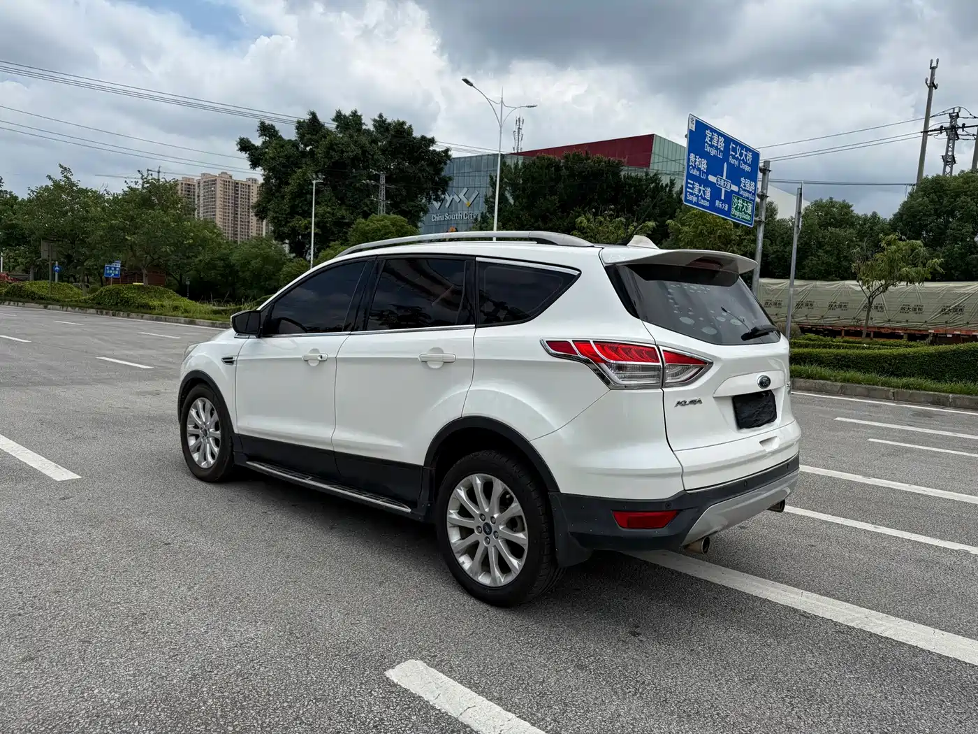 Ford Kuga 2013 2013 1.6L GTDi FWD Comfort