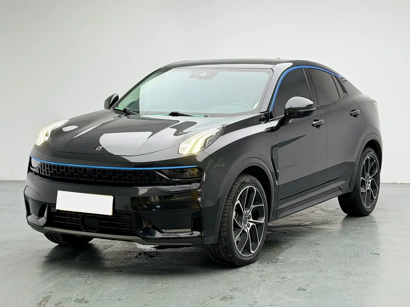 Lynk & Co 05 2022 2022 2.0TD 2WD Shine Halo