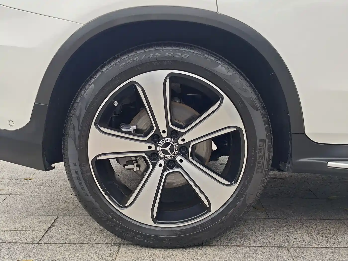 Mercedes-Benz GLC 2022 Facelift GLC 300 L 4MATIC Dynamic Collector's Edition фото 11