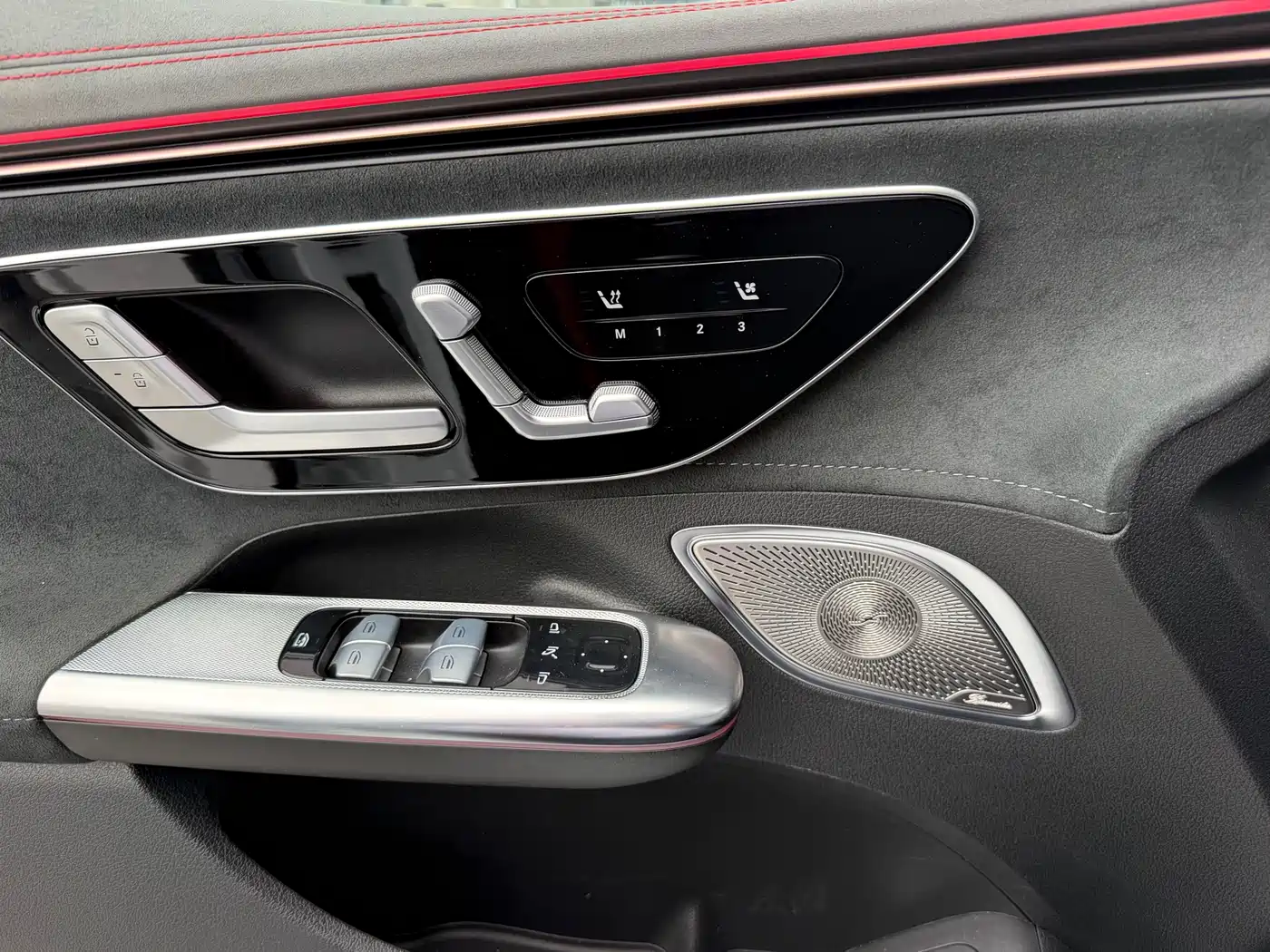 Mercedes-Benz EQE AMG 2023 AMG EQE 53 4MATIC+ фото 13