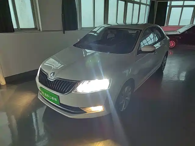 Škoda Rapid 2019 1.5L Automatic Comfort Version China VI