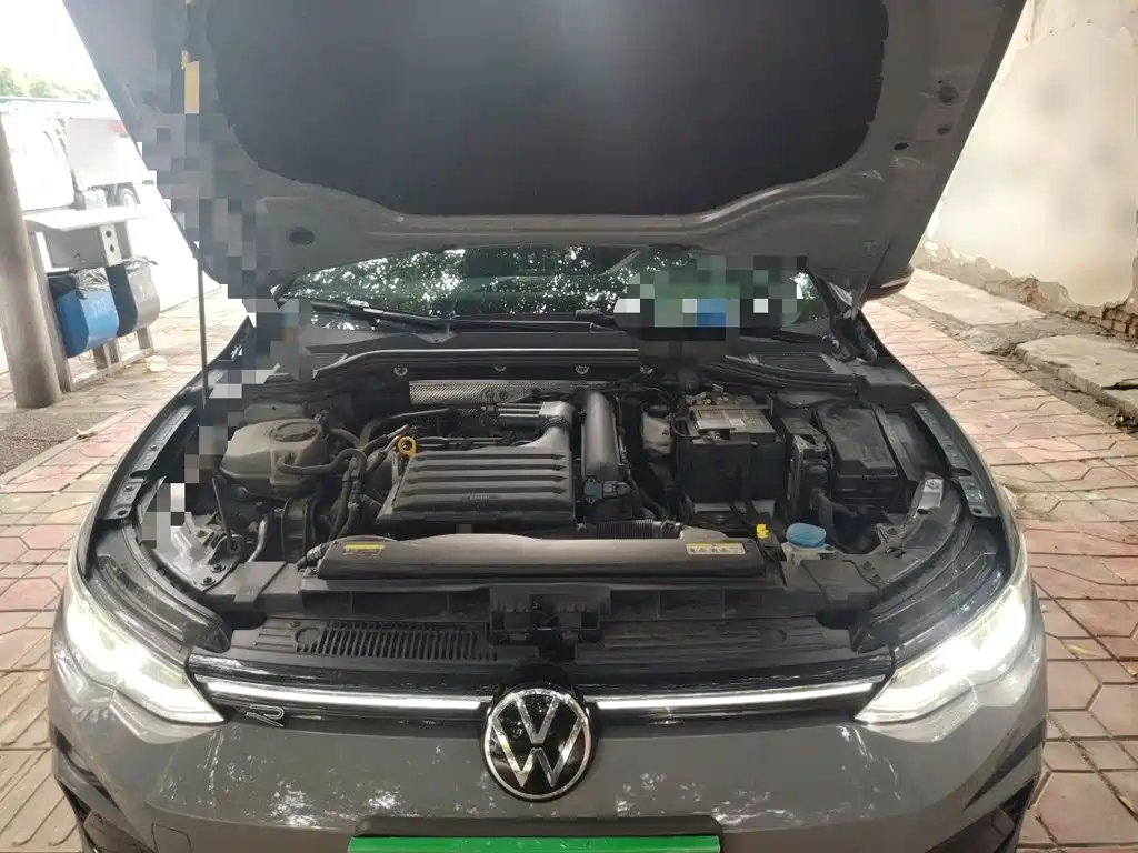 Photo 16 - Volkswagen Golf