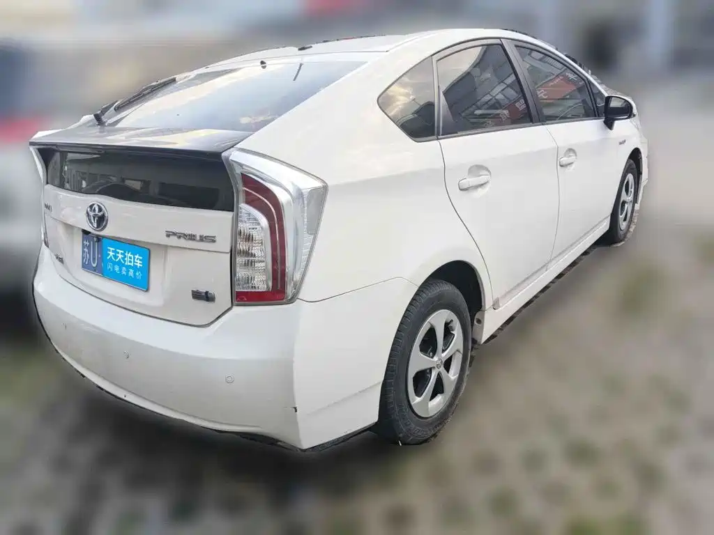 Toyota Prius 2013 2012 1.8L Standard Edition