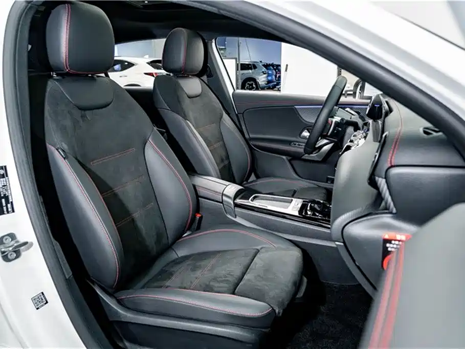 Mercedes-Benz A-Class 2025 A 200 L Fashion Edition фото 19