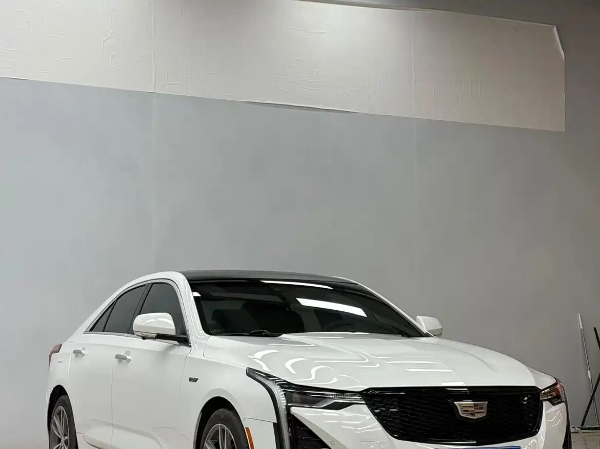 CADILLAC CT4