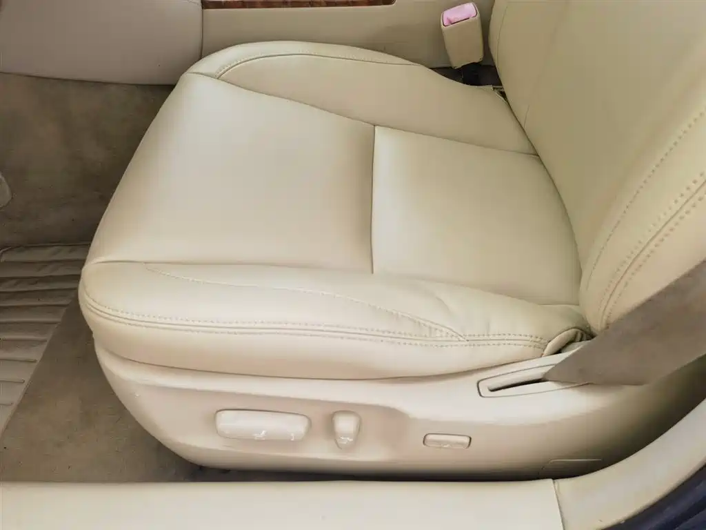 Toyota Crown 2007 2.5L Royal Special Edition фото 20