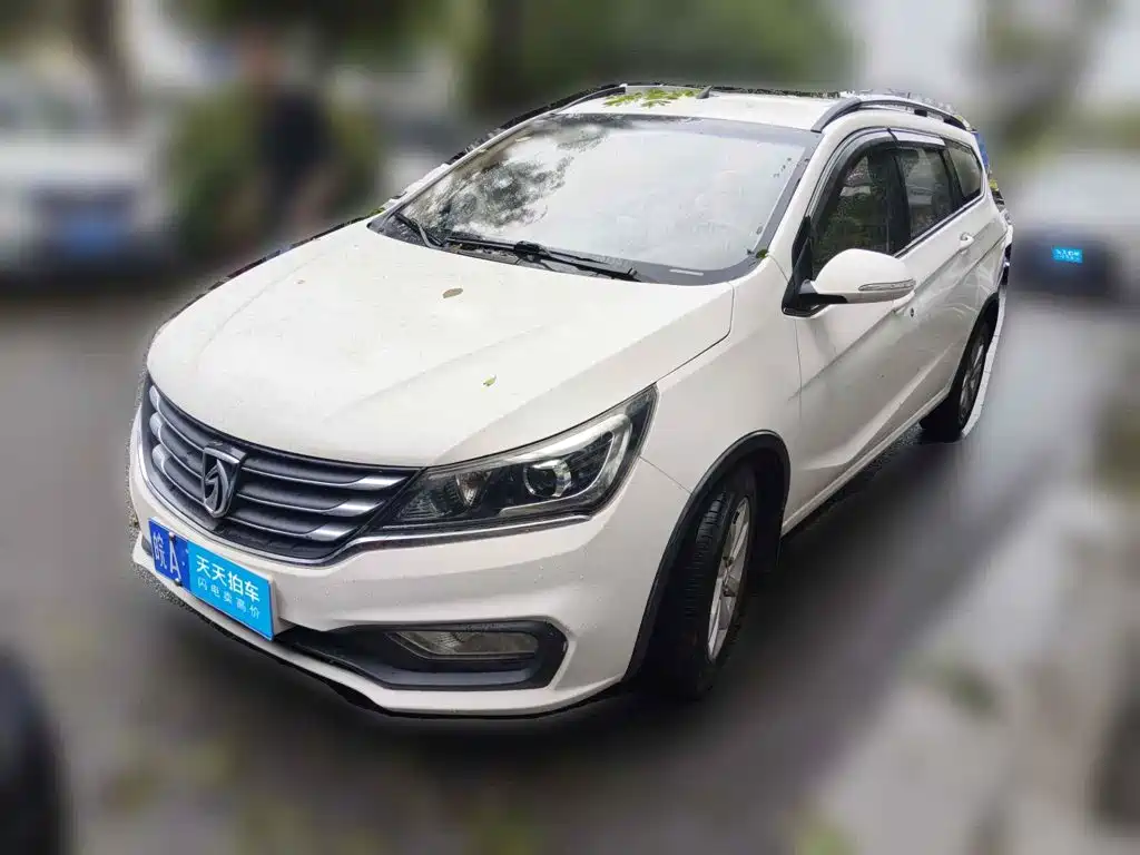 Baojun 310W 2019 2017 1.5L Manual Comfort China VI
