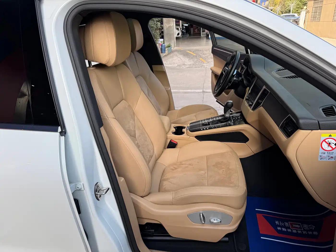Porsche Macan 2017 Macan 2.0T фото 19