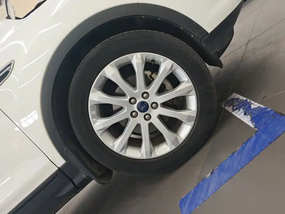 Ford Kuga 2013 2013 1.6L GTDi FWD Trend