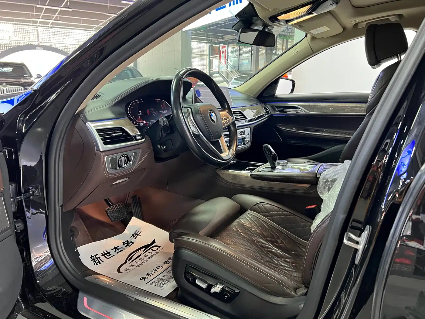 BMW 7 Series 2019 Facelift 740Li Leading Luxury Package фото 4