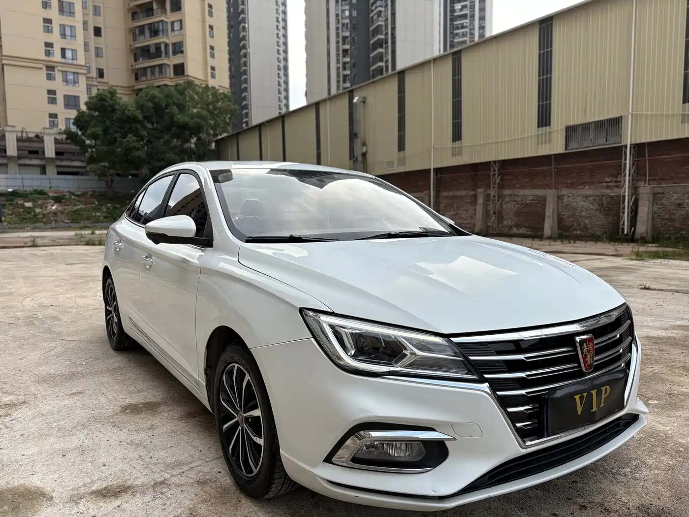 ROEWE I5