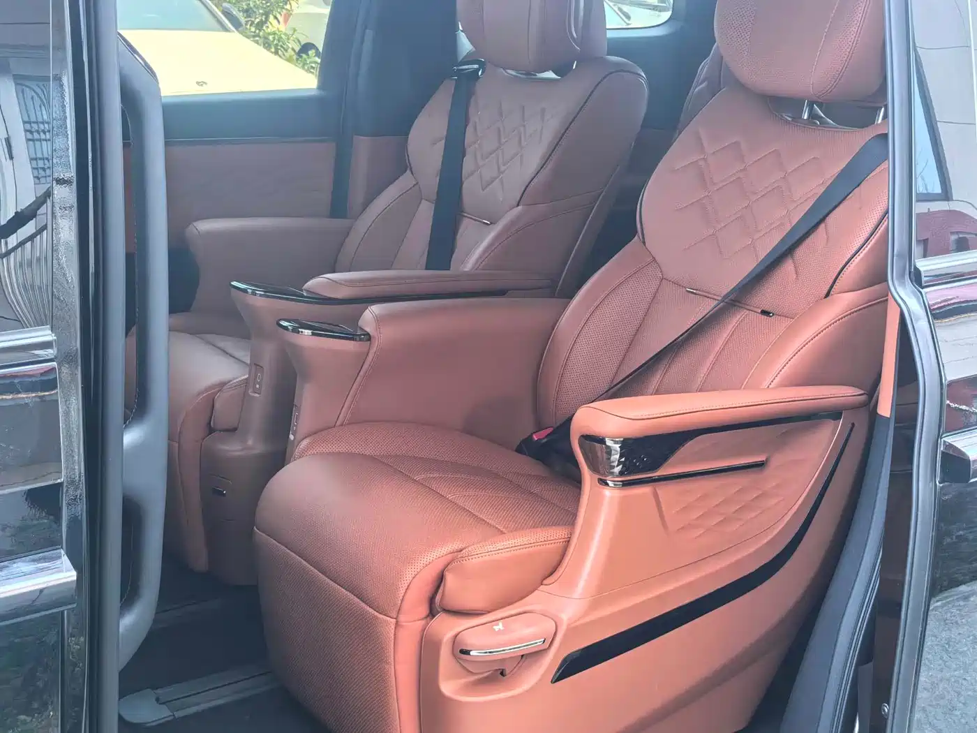 GAC TRUMPCHI YEARNING FOR M8