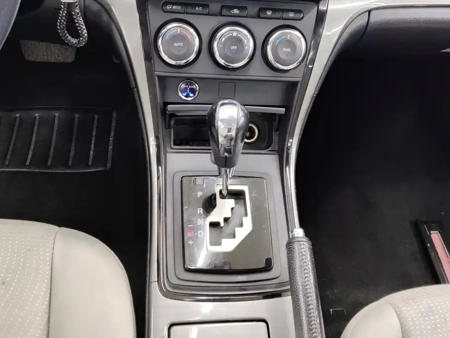 Mazda Ruiyi 2013 2012 2.0L Automatic Elite Edition