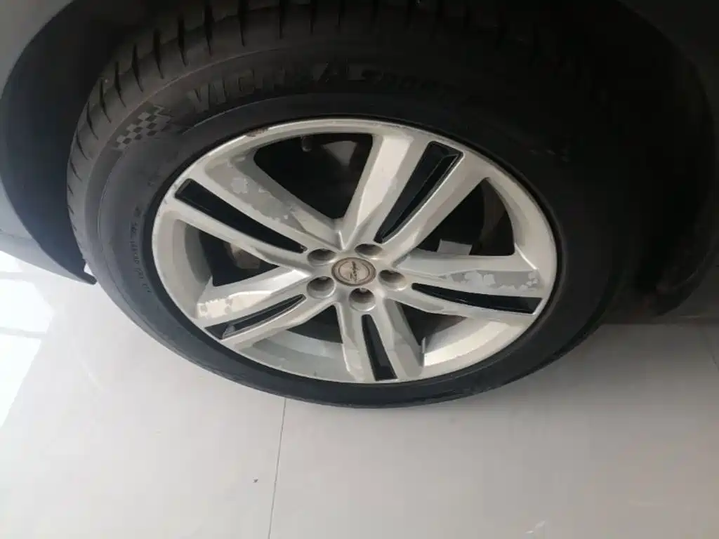 Zotye T700 2019 2017 1.8T DCT Prestige