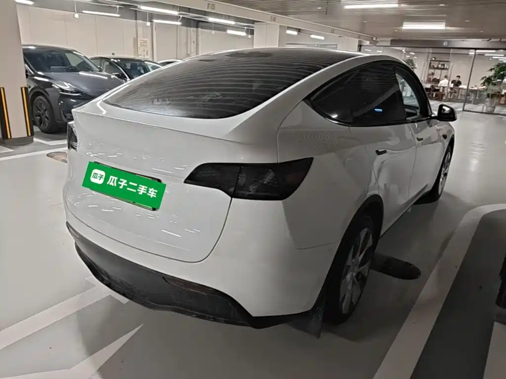 Фото 7 - Tesla Model Y