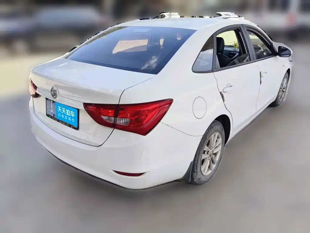 Фото 2 - Buick Excelle