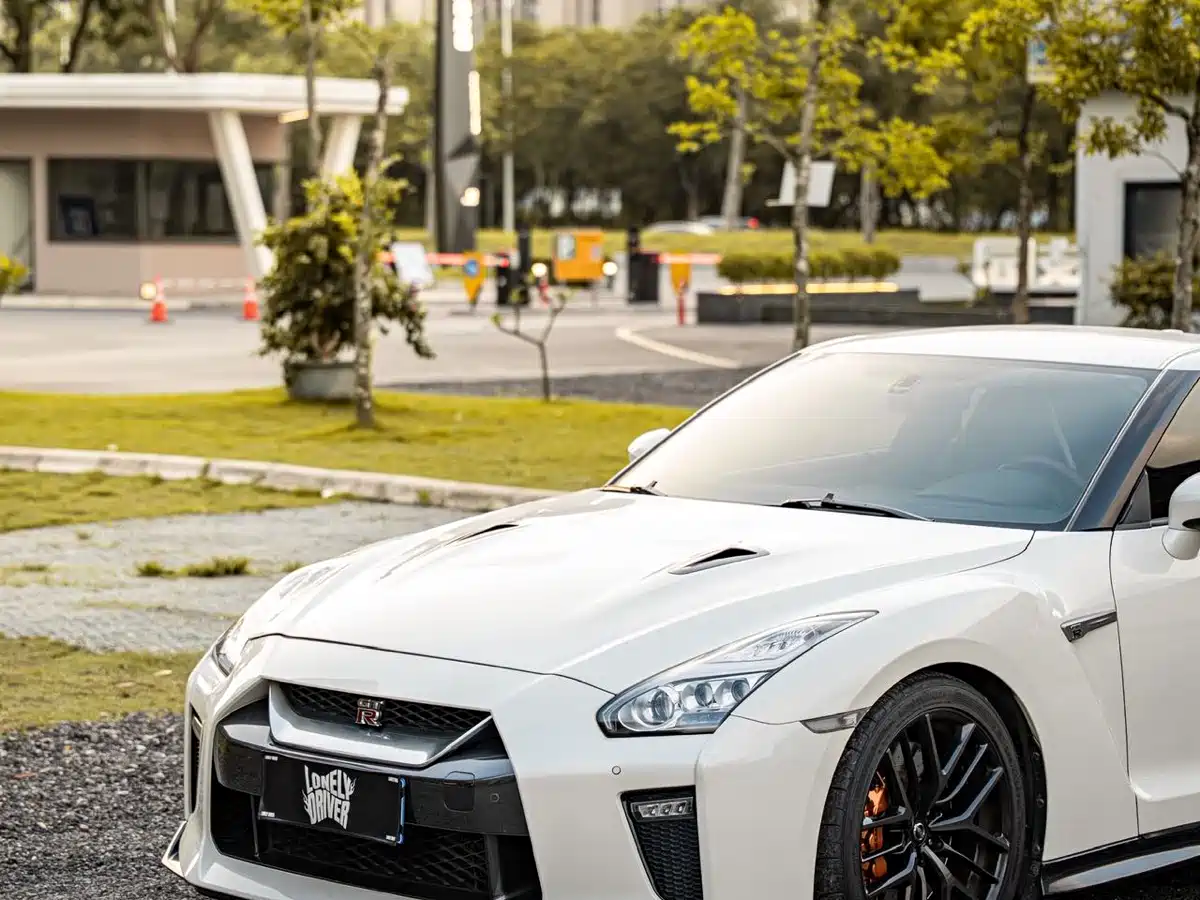 Nissan GT-R 2017 3.8T Flagship Edition фото 17