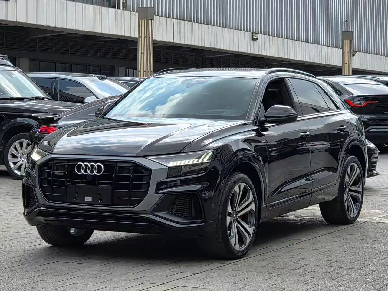 Audi Q8 2020 2019 55 TFSI Premium Dynamic