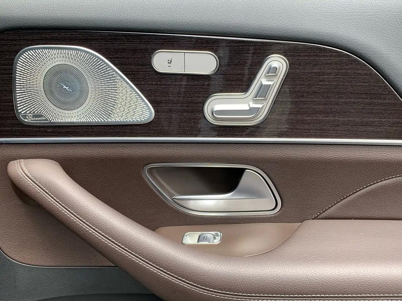 Mercedes-Benz GLE 2023 GLE 350 4MATIC Fashion фото 33