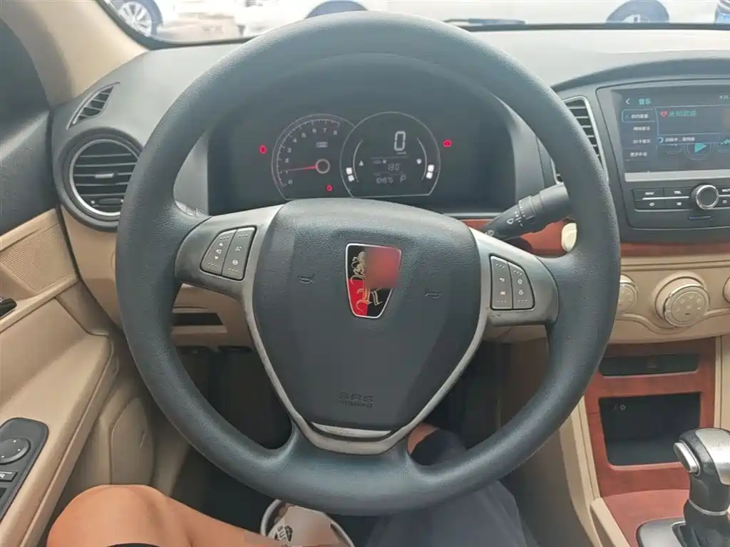Roewe 350 2015 2014 1.5L Automatic Joy Edition