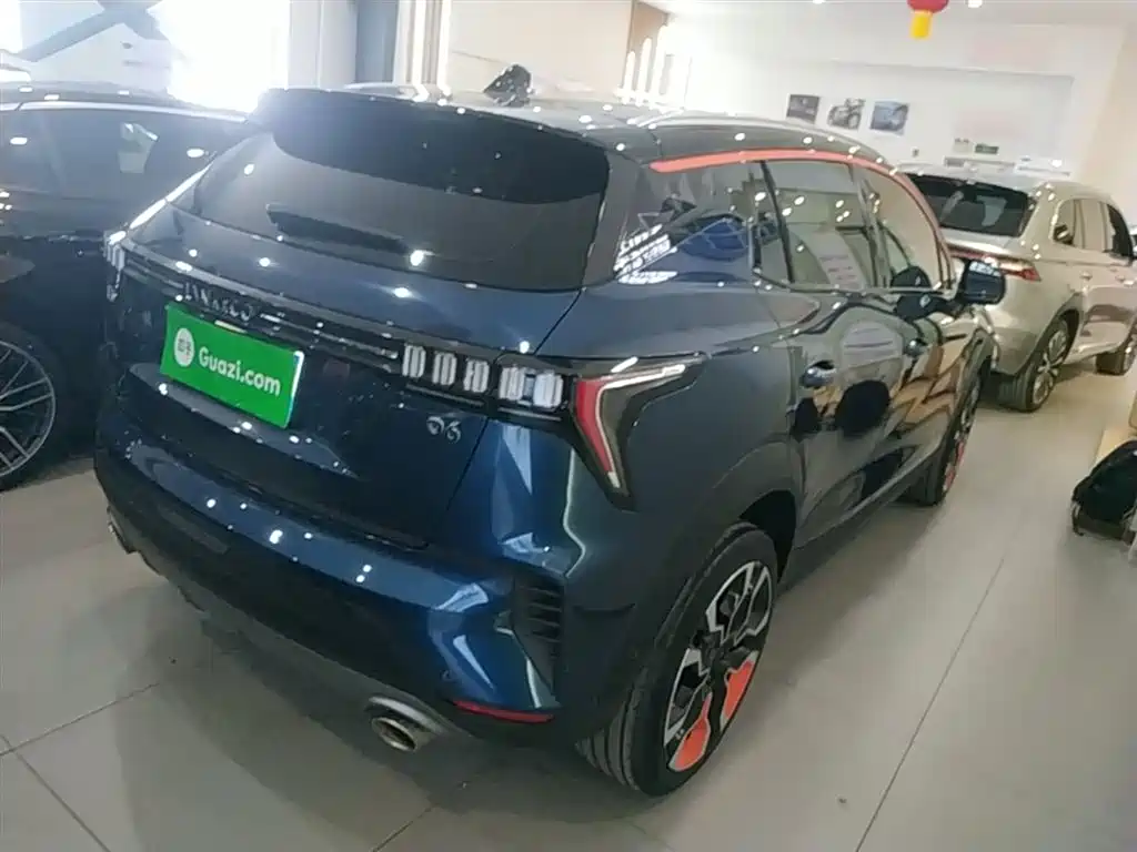 Lynk & Co 06 2020 1.5T Halo фото 7
