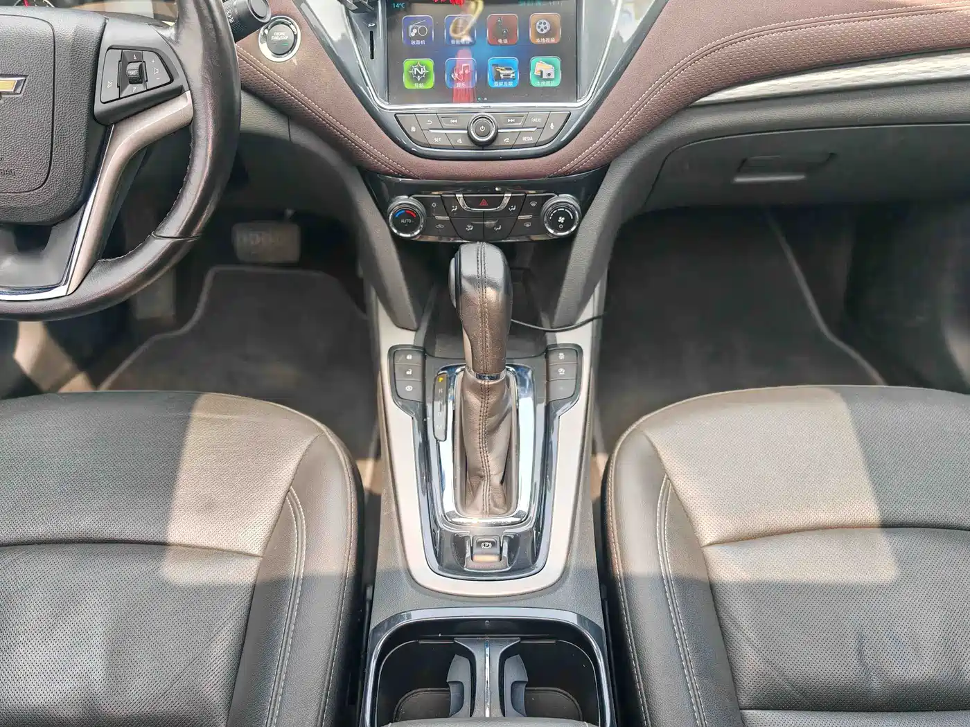 Chevrolet Malibu 2017 1.5T Automatic Luxury Edition фото 14