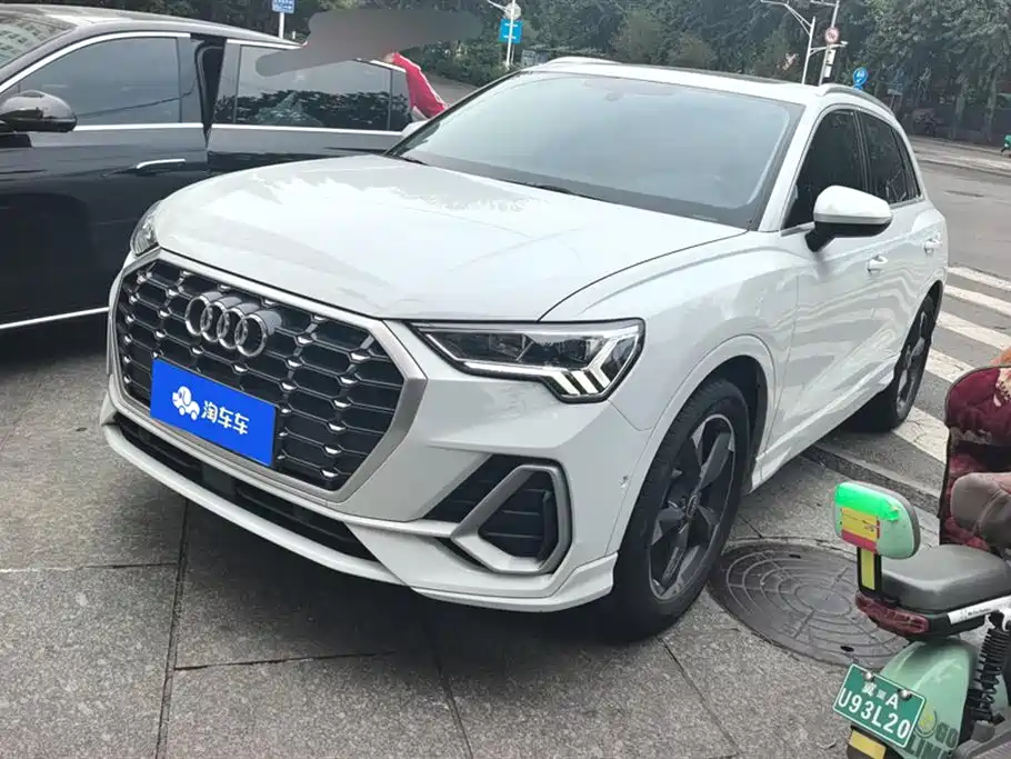 Audi Q3 2022 35 TFSI Fashion Dynamic