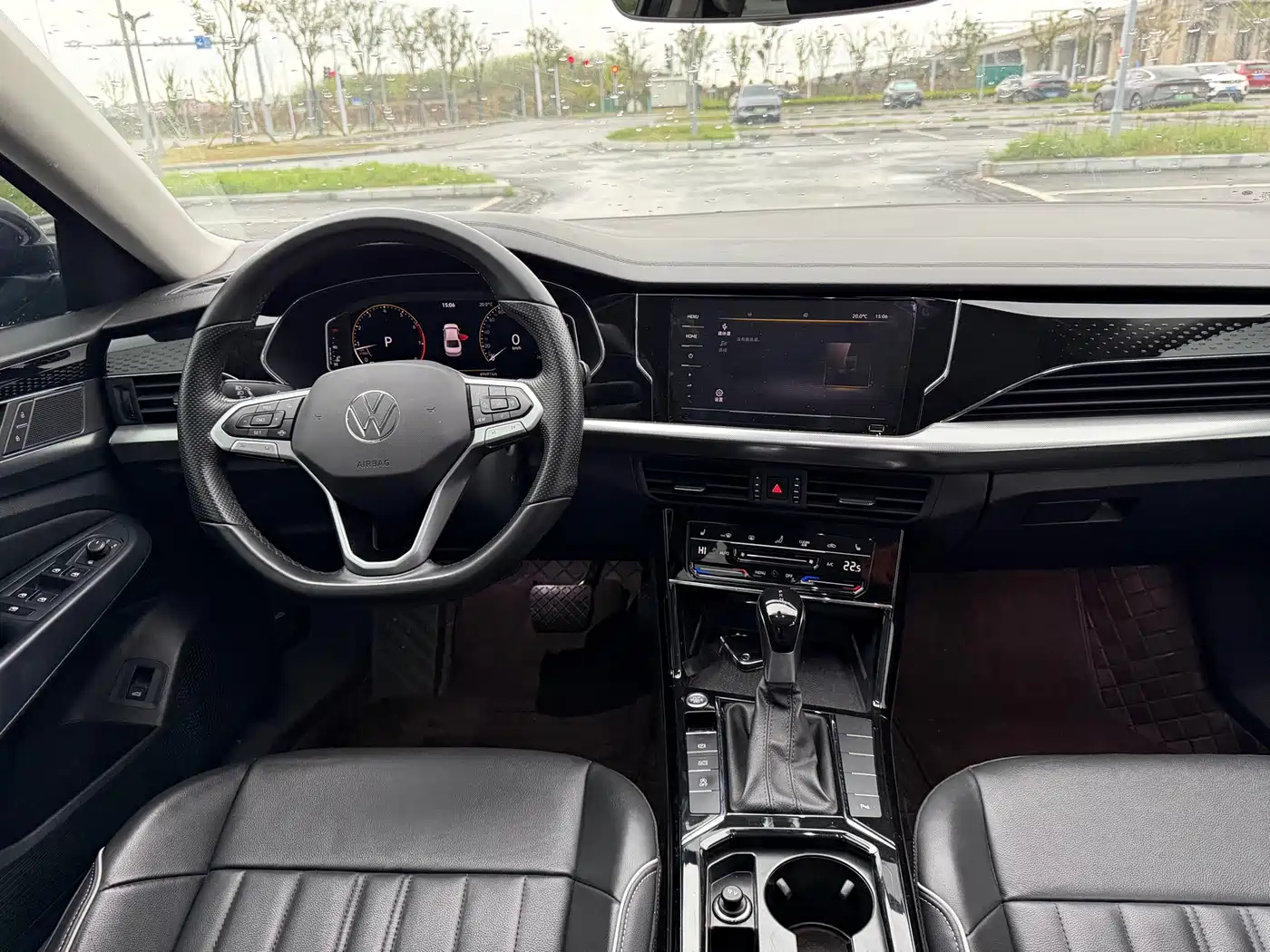 Volkswagen Passat 2022 330TSI Elite Edition фото 10