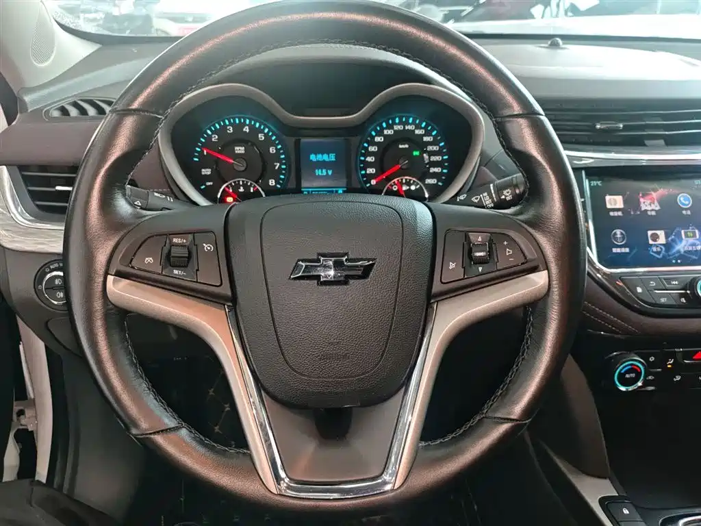 Chevrolet Malibu 2018 530T Automatic Luxury Edition фото 7